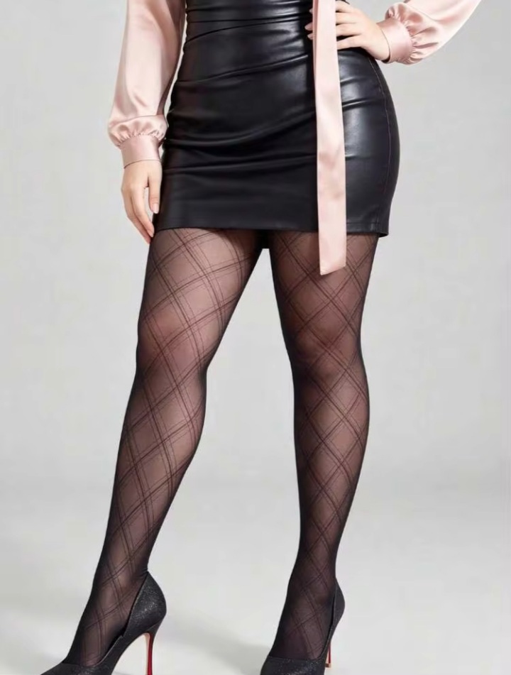 Women’s Black Sheer Plaid Pattern Tights – Stylish Checkered Pantyhose
